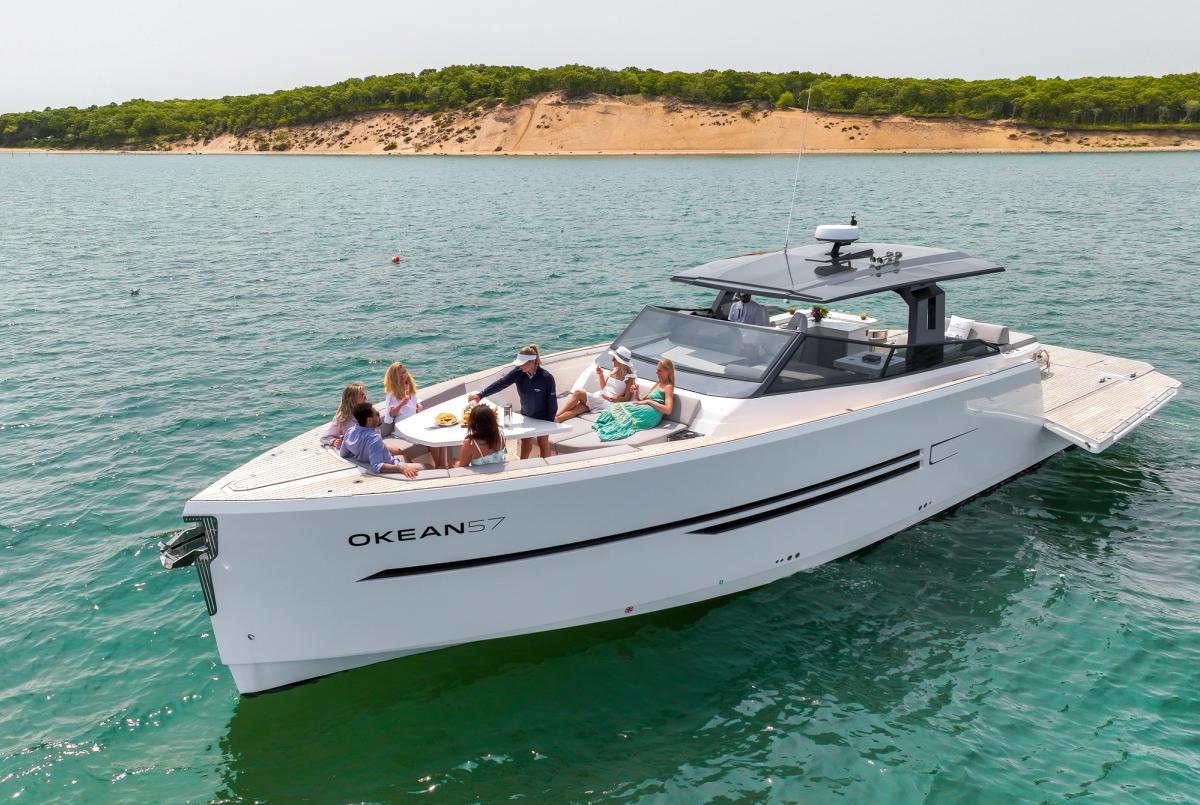 Yacht Hampton