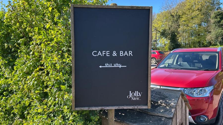Cafe this way
