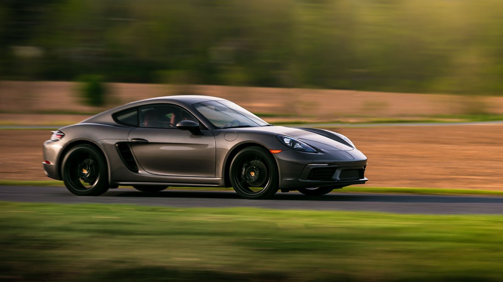 Supercars & Classics - Macchina Cotswolds x The Dial House