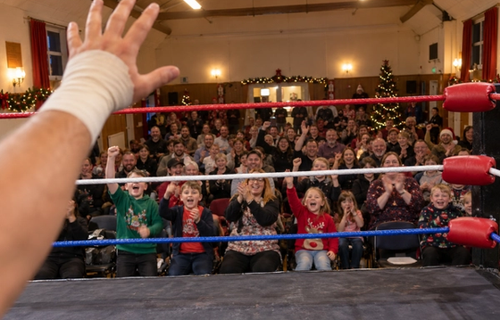 Megaslam: Christmas Spectacular wrestling