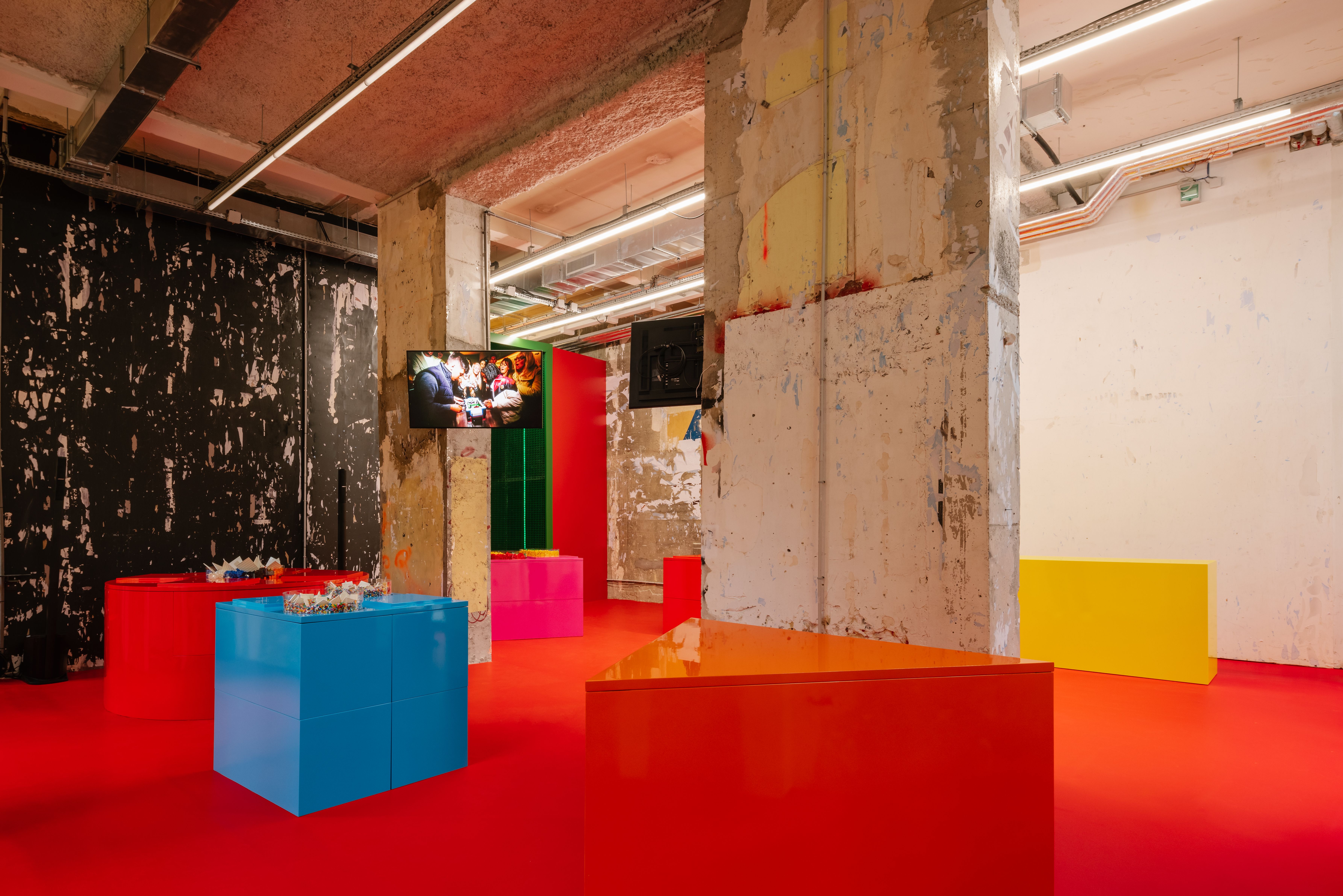 Media for LEGO**®**