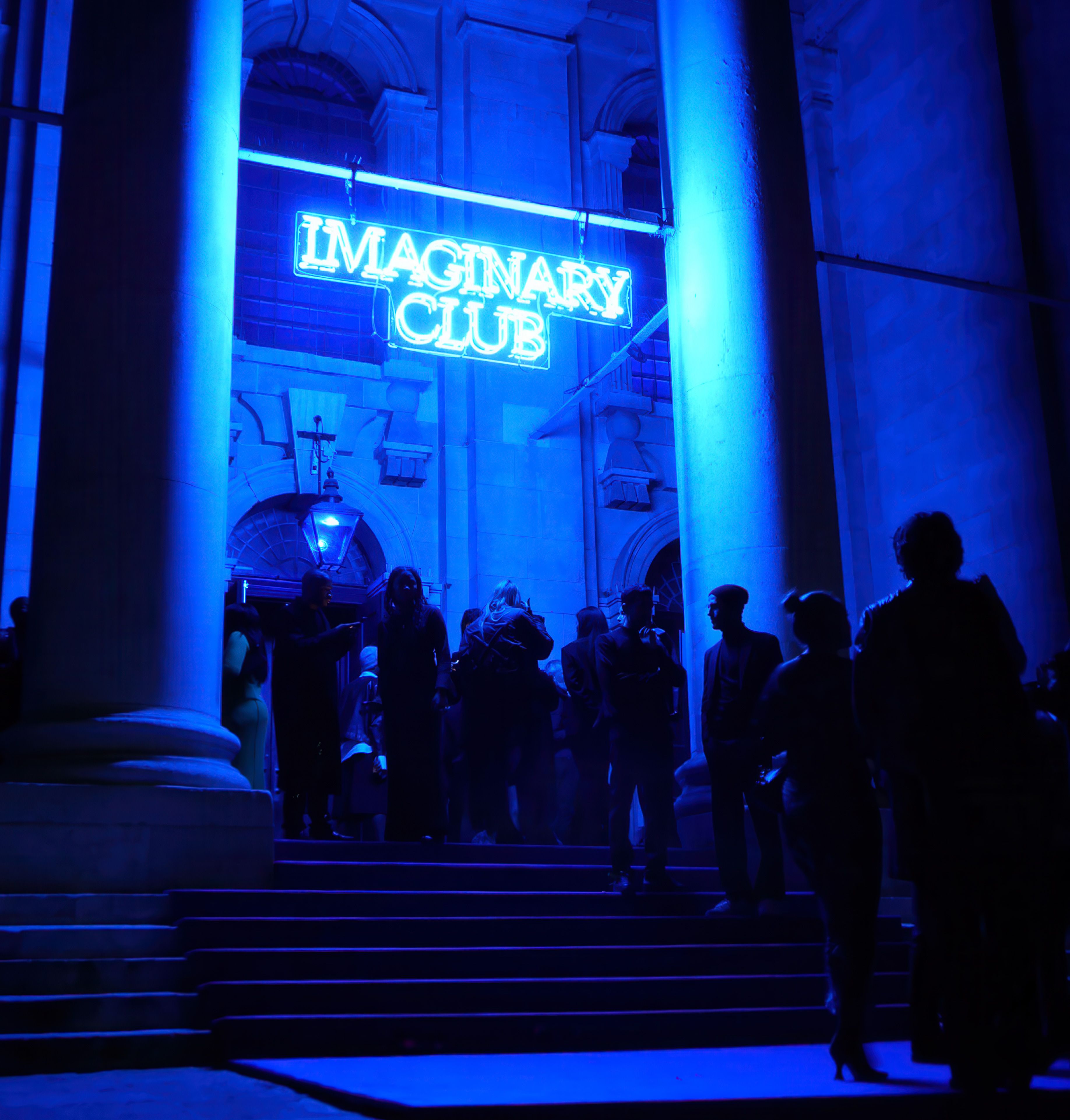 Media for Off-White**™**