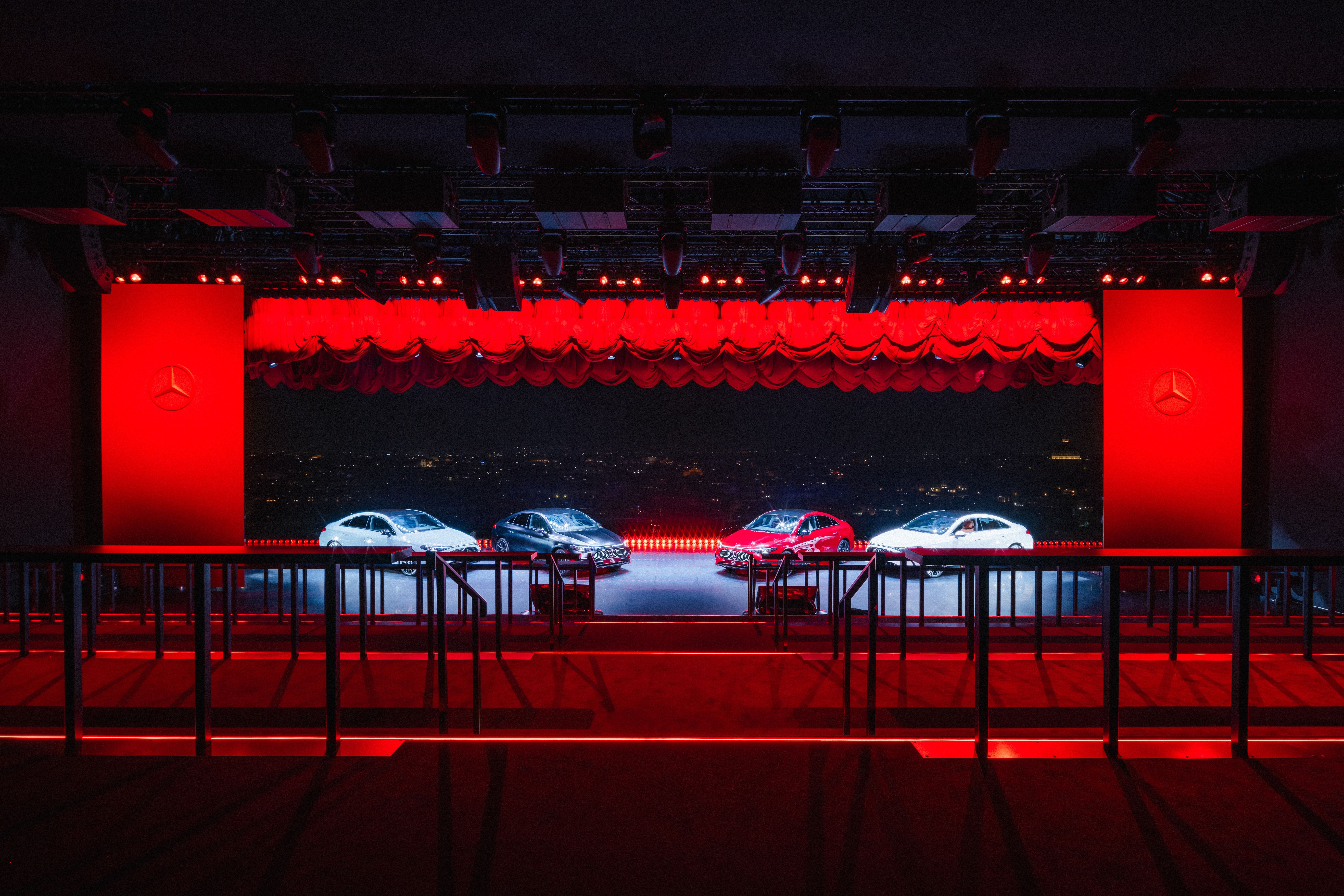 Media for Mercedes-Benz