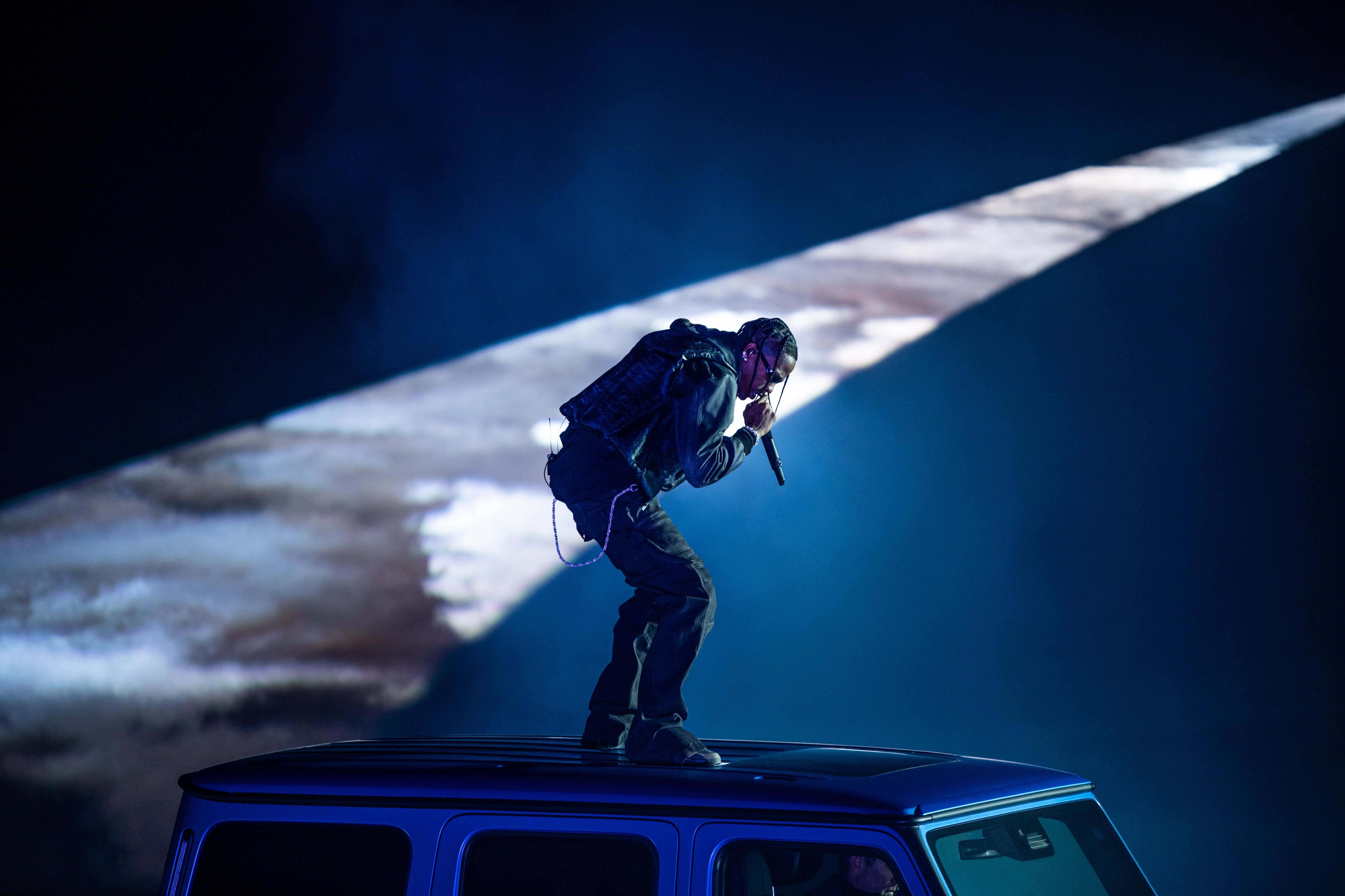 Media for Mercedes-Benz