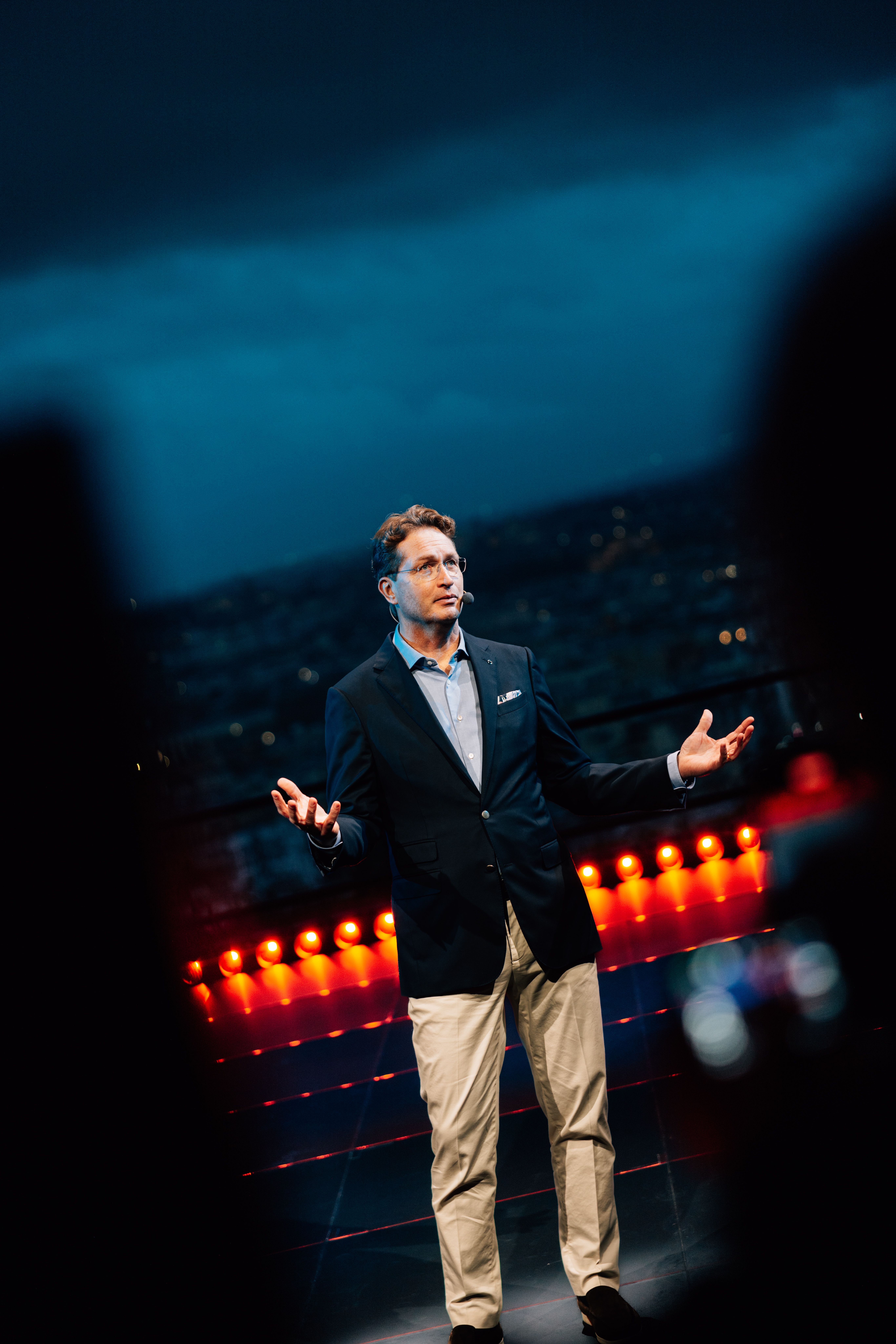 Media for Mercedes-Benz