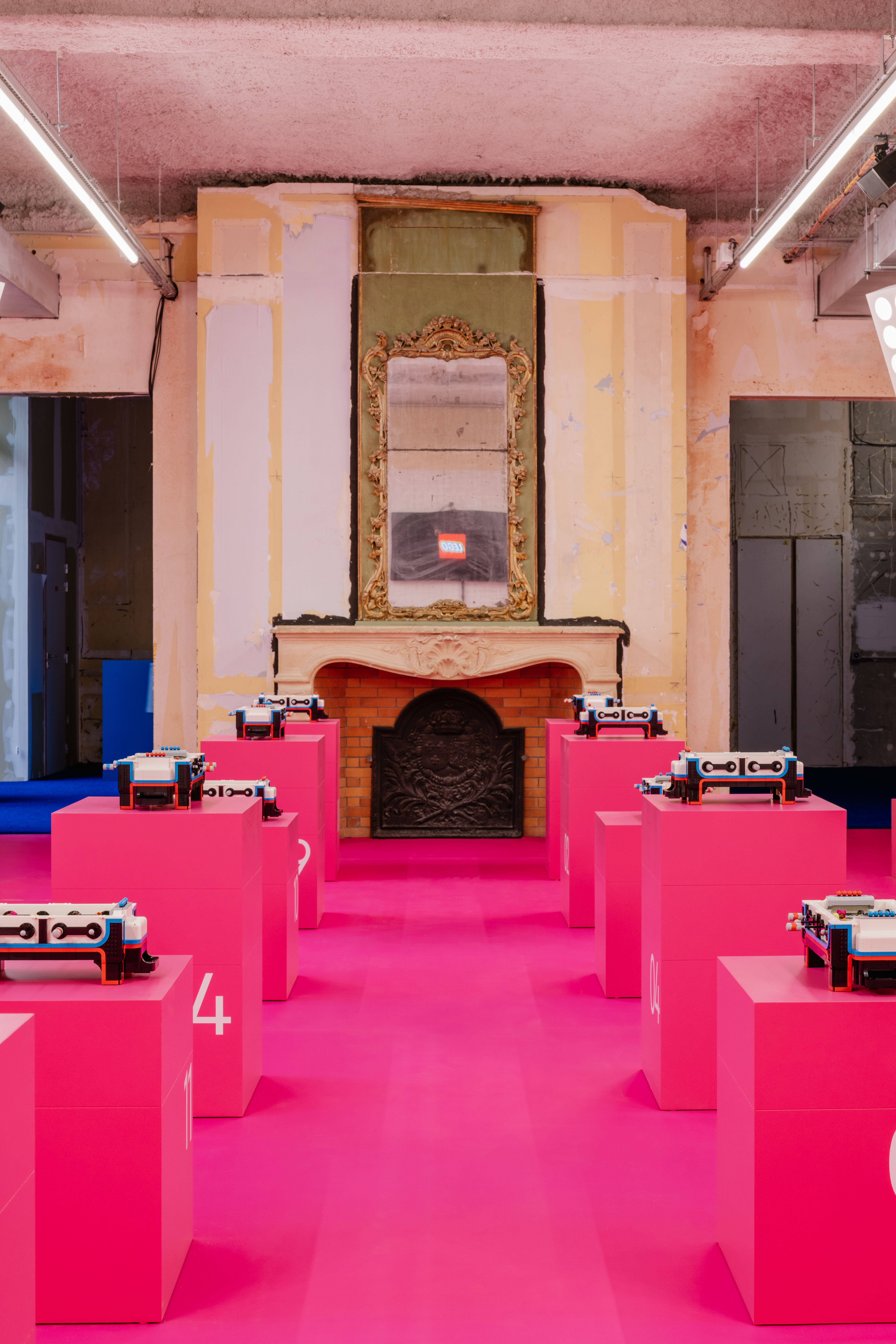 Media for LEGO**®**