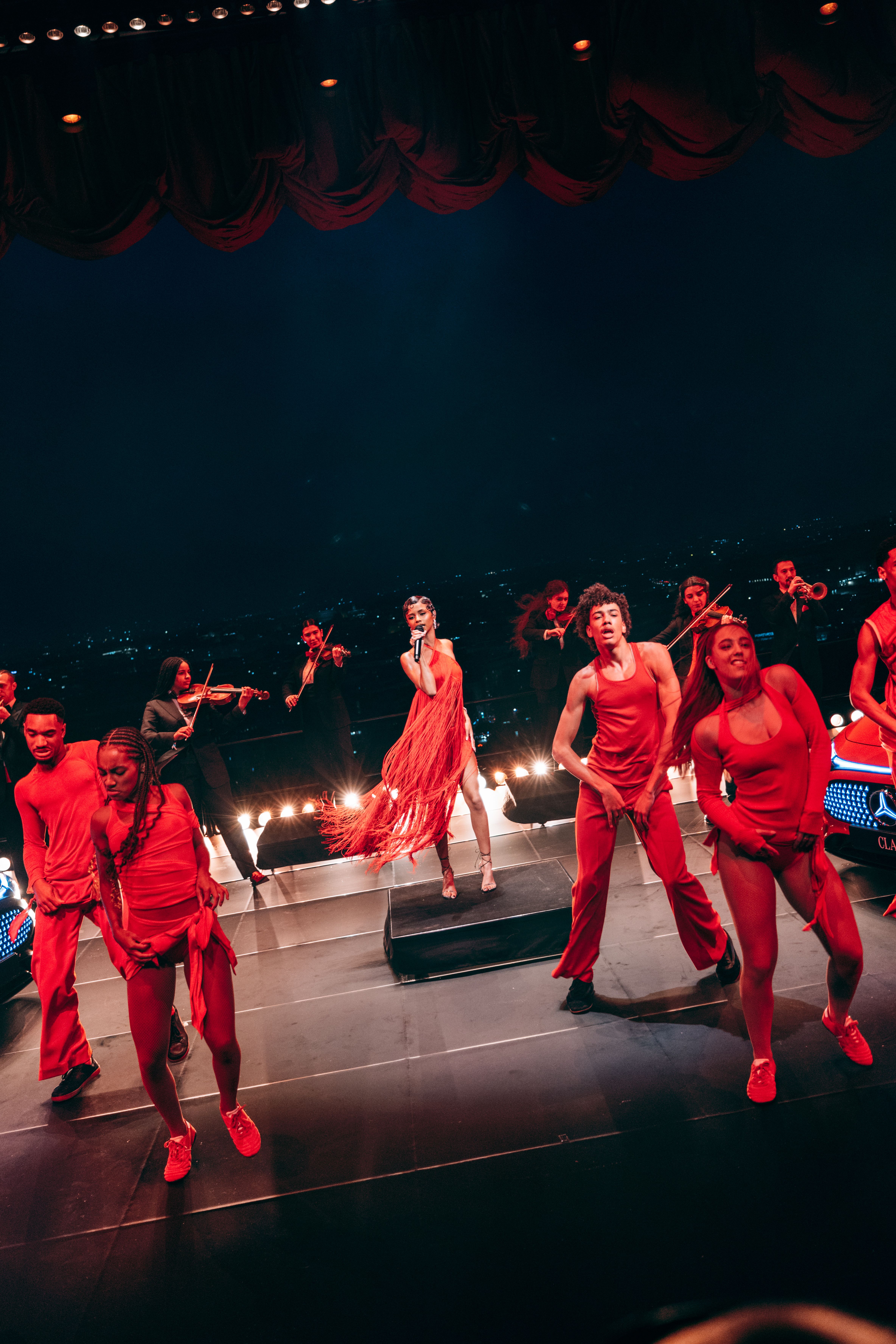 Media for Mercedes-Benz