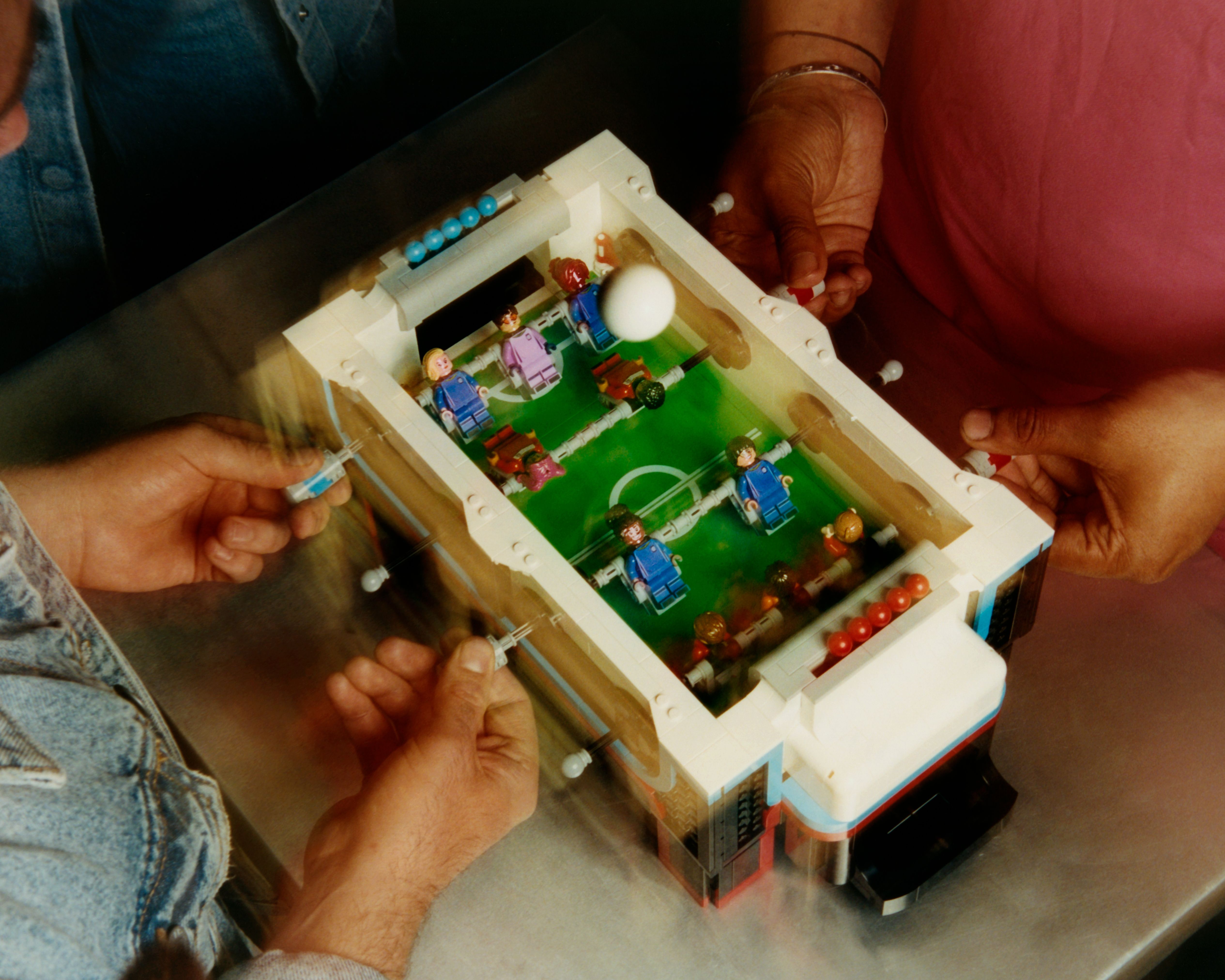 Media for LEGO**®**