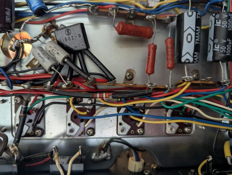 Kenwood KR3130 internal amp board
