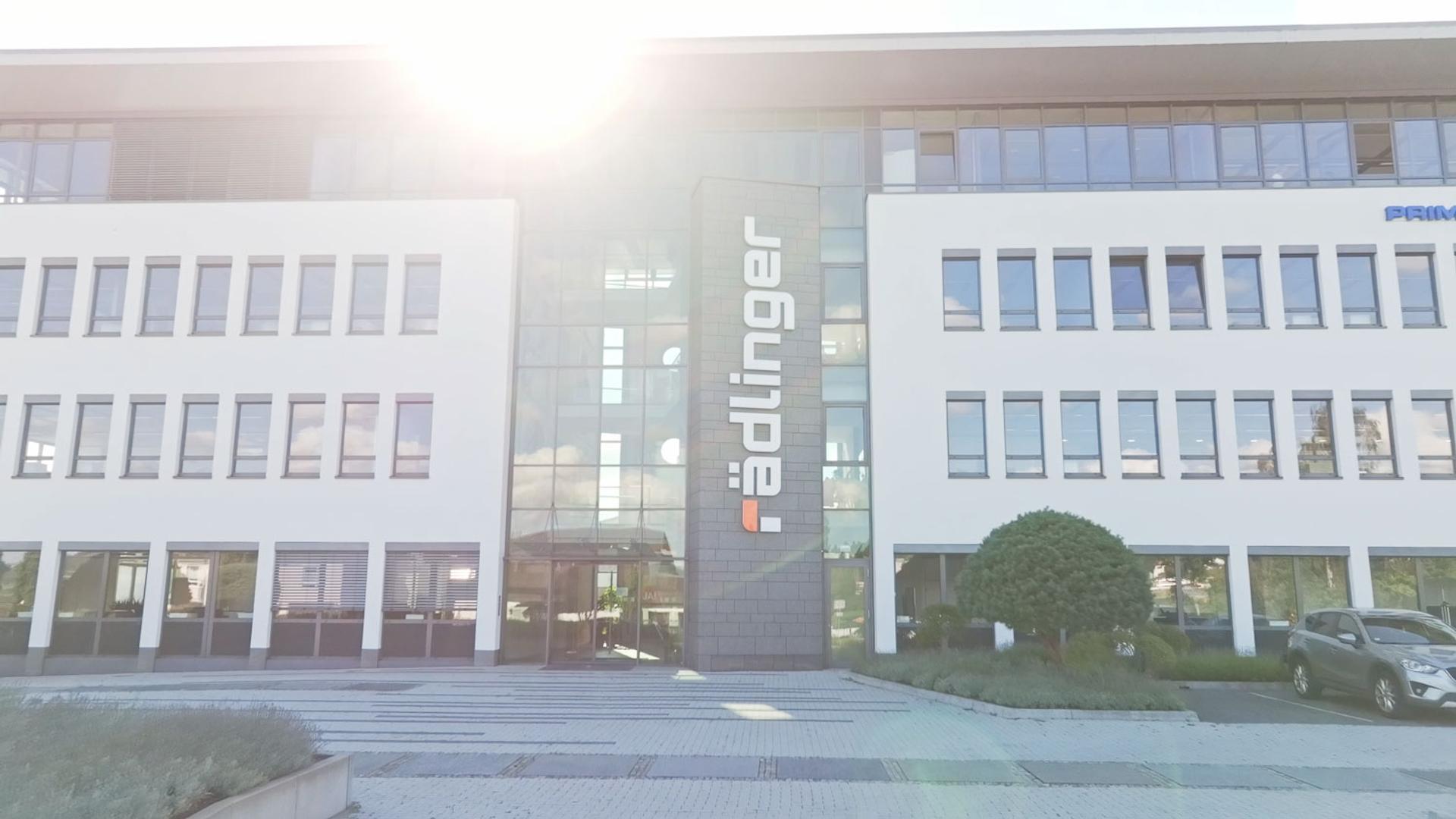 Bechtle | Success Story | Rädlinger Maschinenbau – Bild 4