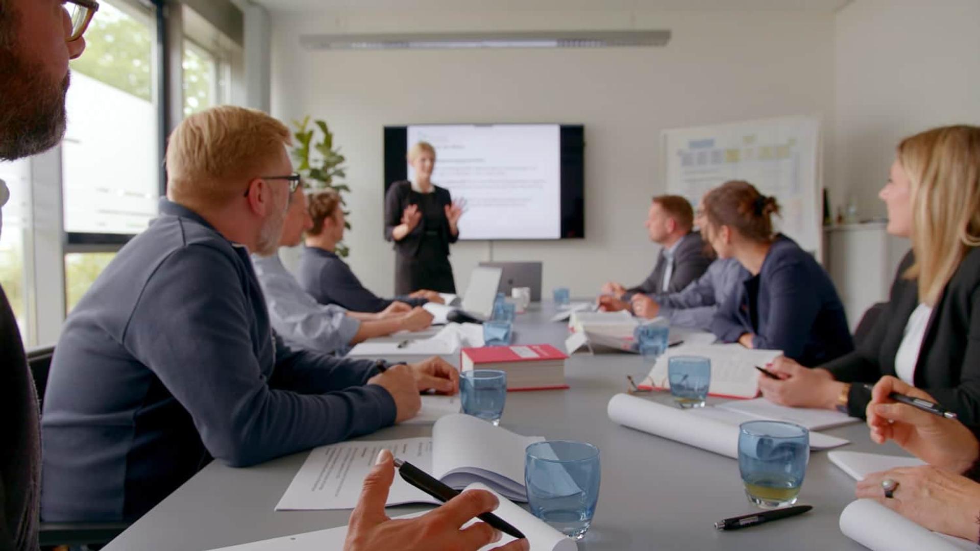 Fachseminare von Fürstenberg | Unternehmensfilm | Blended Learning – Bild 12