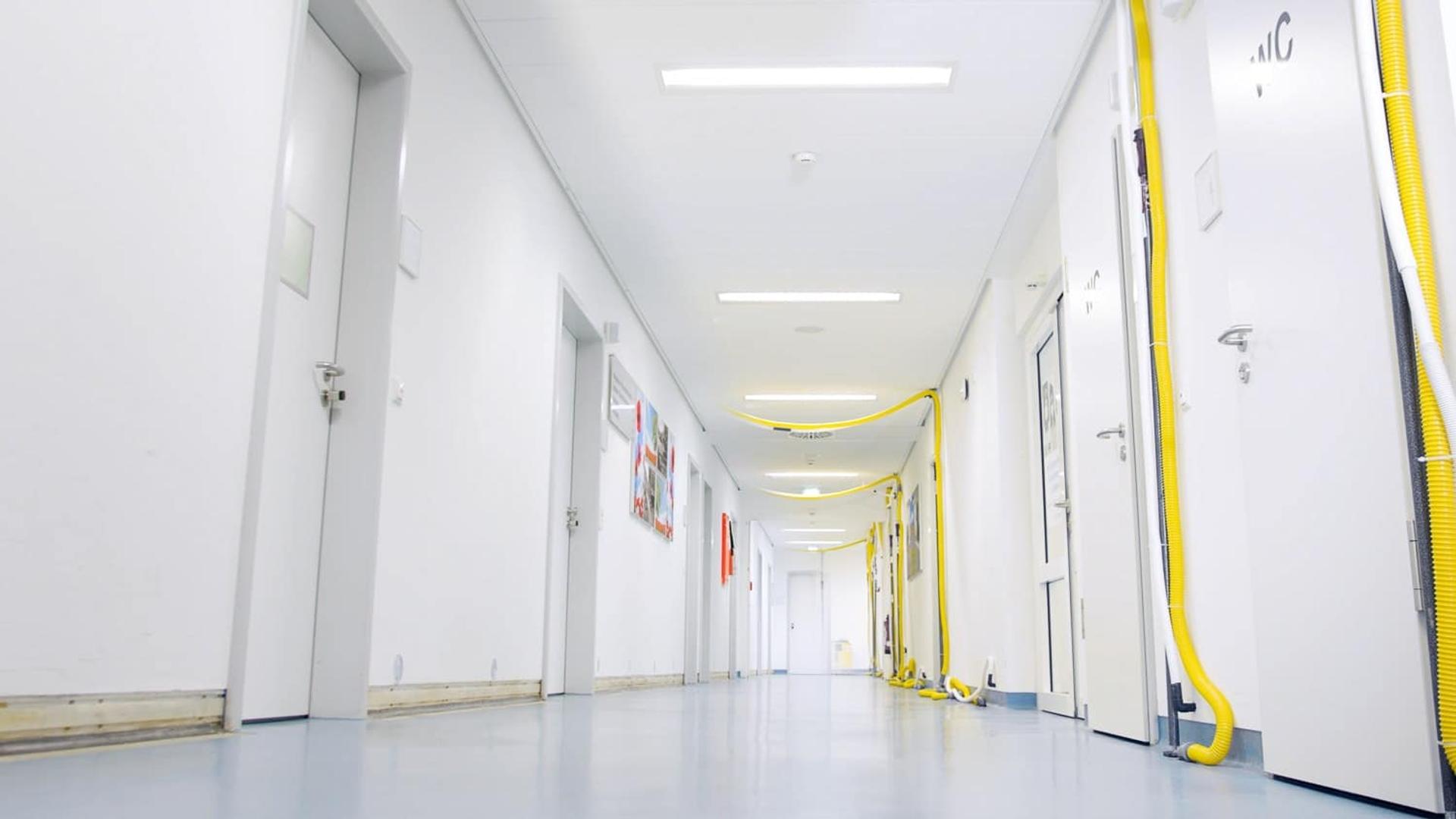 POLYGON | Case Study | Wasserschadensanierung im Krankenhaus – Bild 13