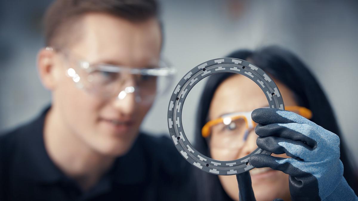 Drehen oder rendern? Wann sich für Ihr Produkt der Realfilm lohnt und wann 3D