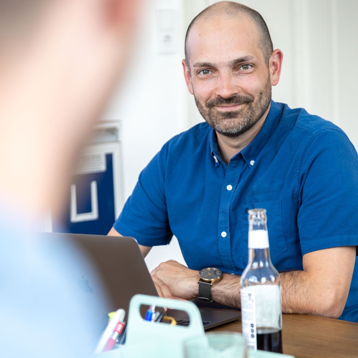 Konzeptionsphase bei FIUMU, das Team erarbeitet Storyboards und Fragenkataloge für die Interviews