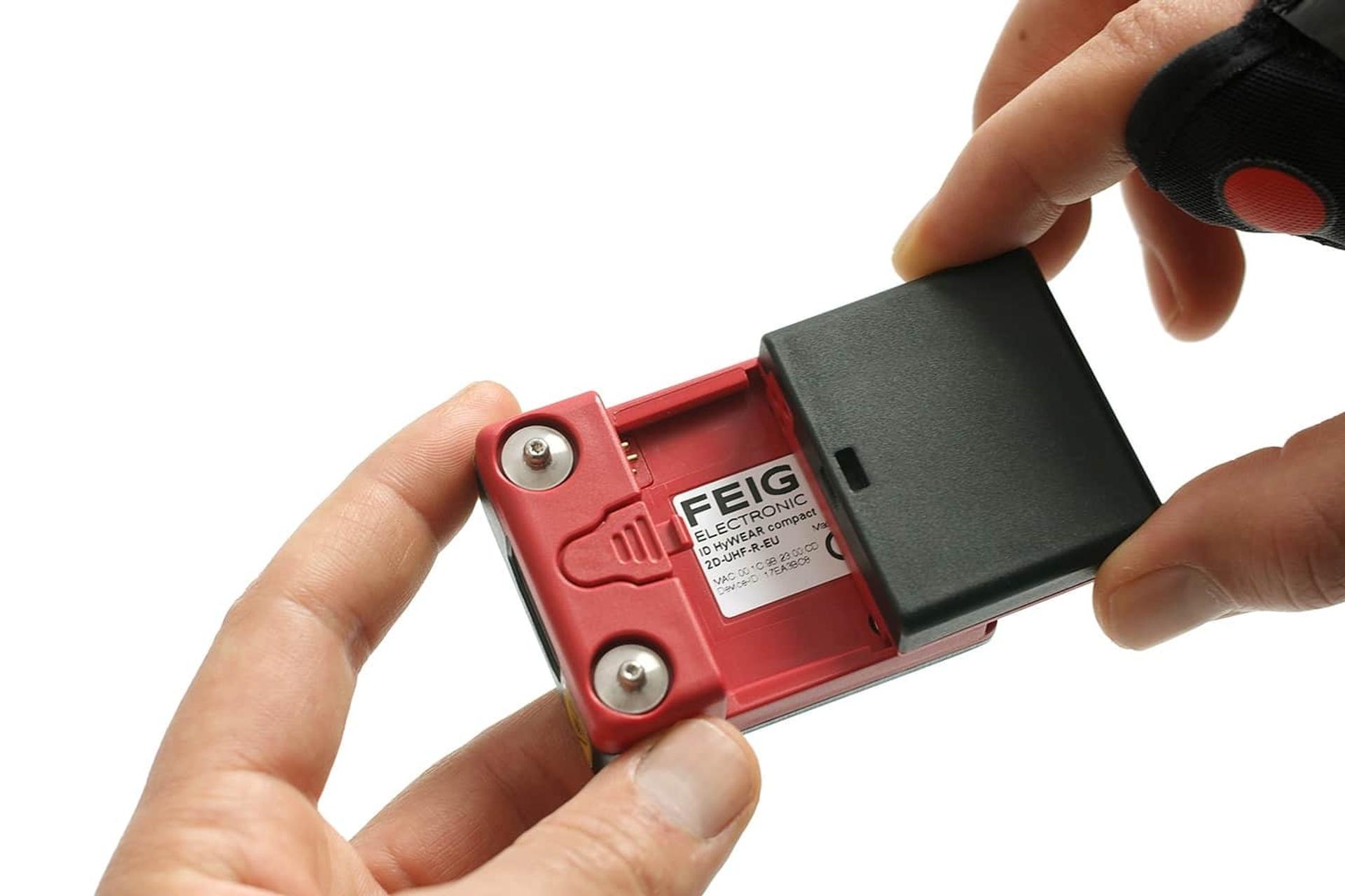 FEIG | Produktvideos HyWEAR compact – Bild 10