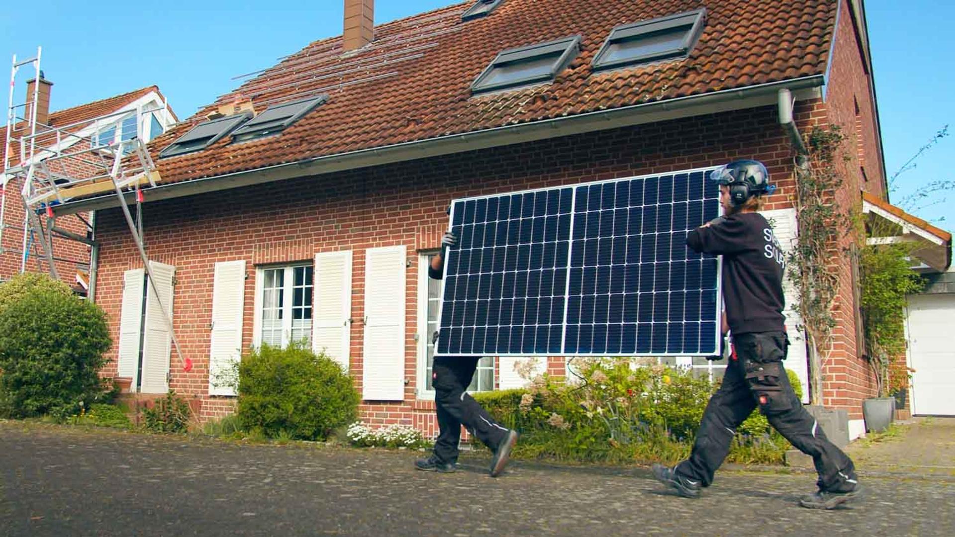 Svea Solar | Produktfilm | Montagevideo Photovoltaikanlage – Bild 12