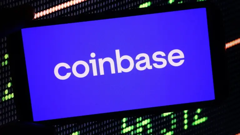 News cover: Coinbase Lets You Trade OpenAI and Anthropic — Before Either One Even Goes Public