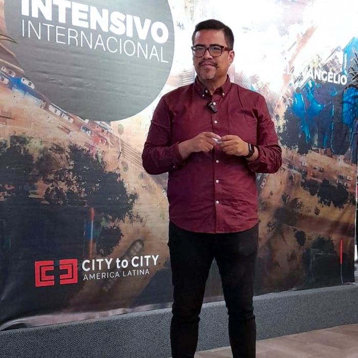 Leonel Pacheco, pastor de Fuente de Redención en Iztapalapa, Ciudad de México