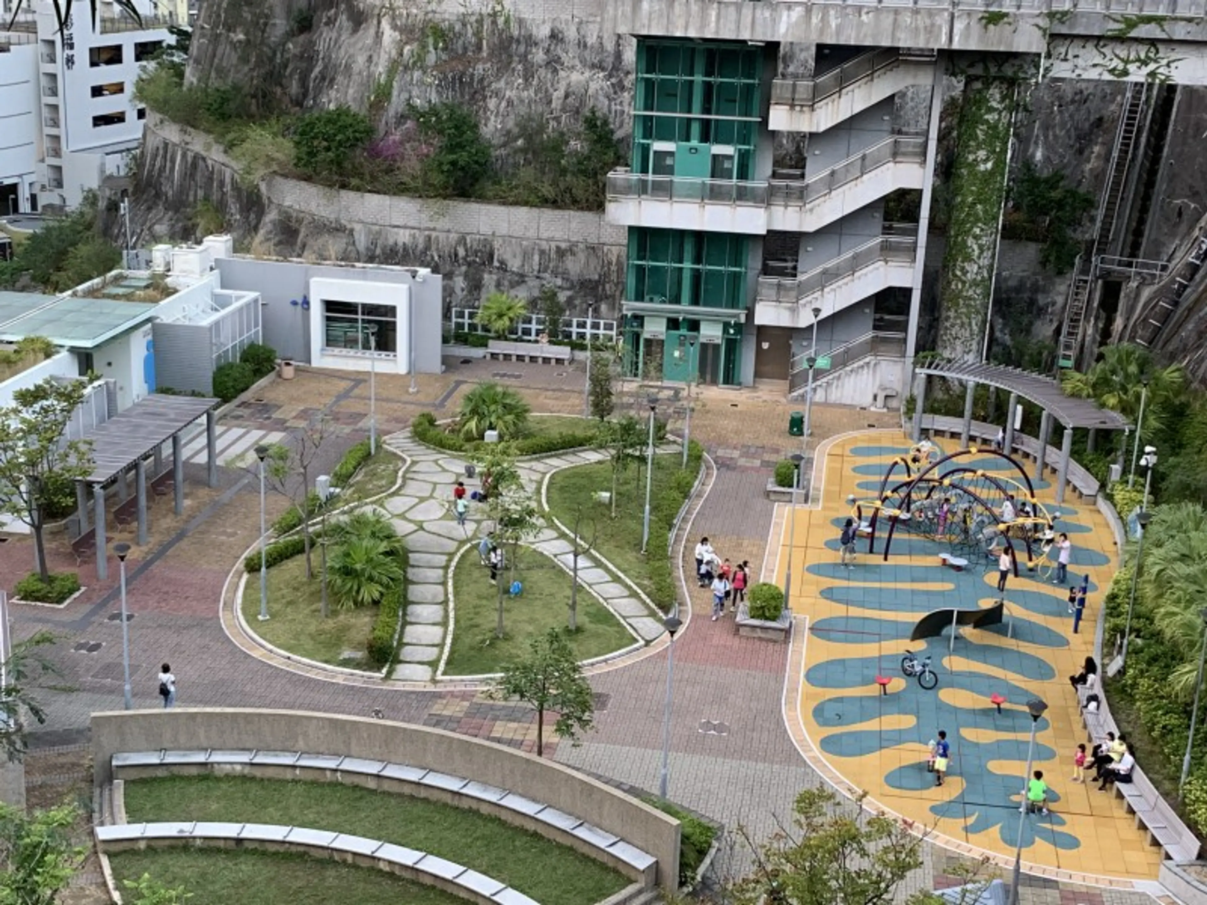 彩榮路體育館兒童遊戲室