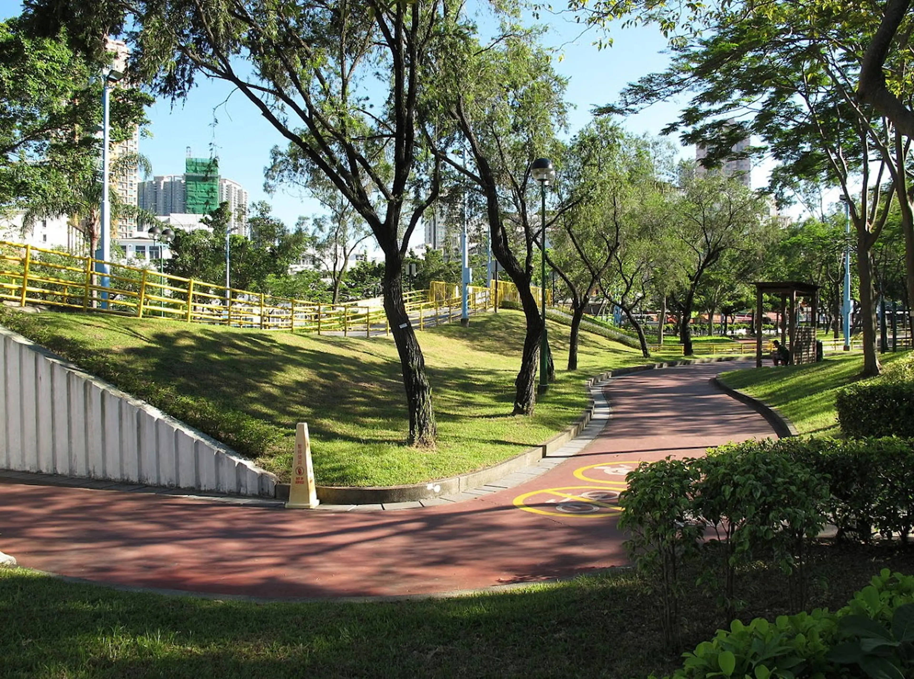賈炳達道公園 (1/3)