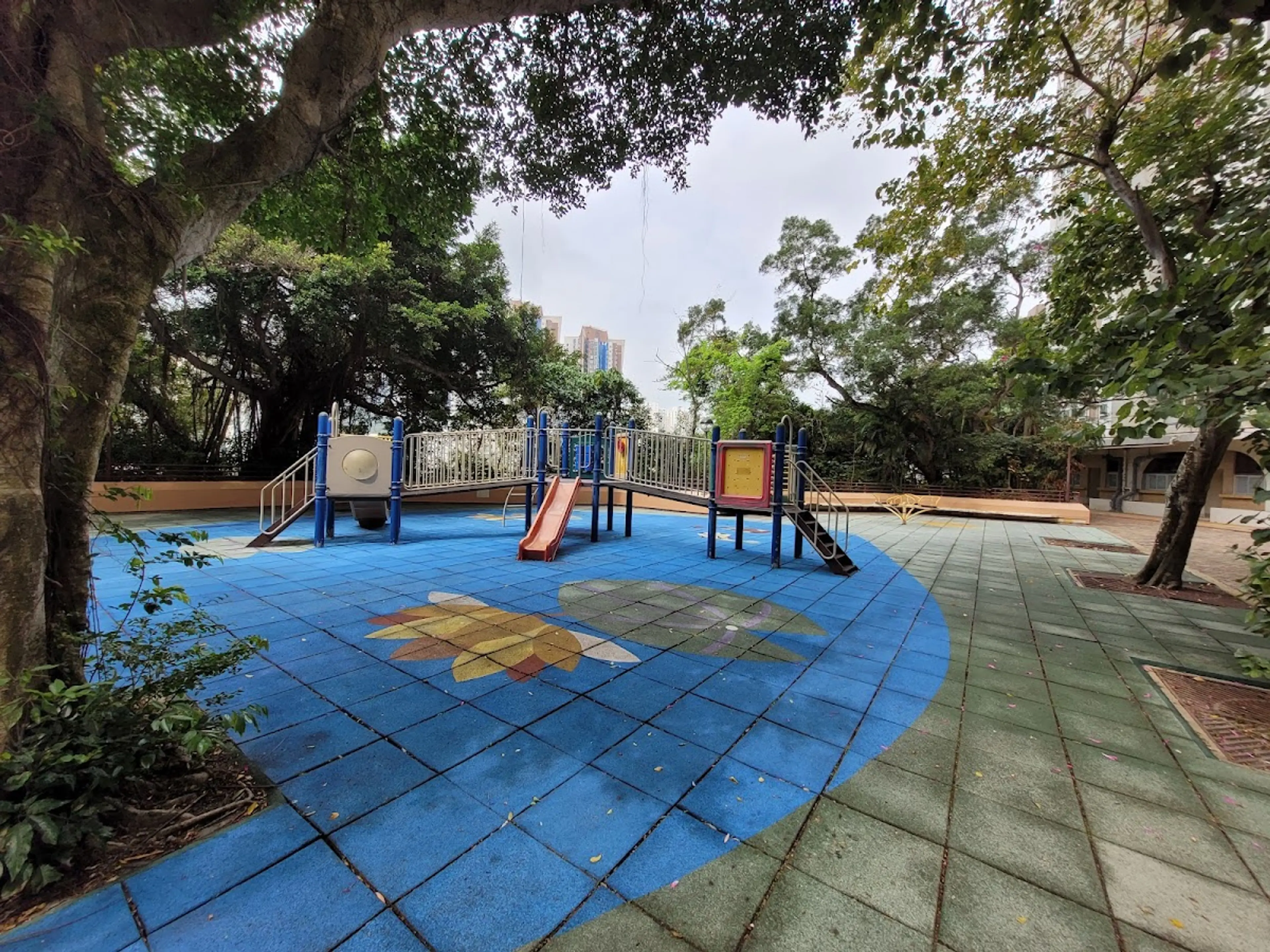 利東邨遊樂場 (1/3)