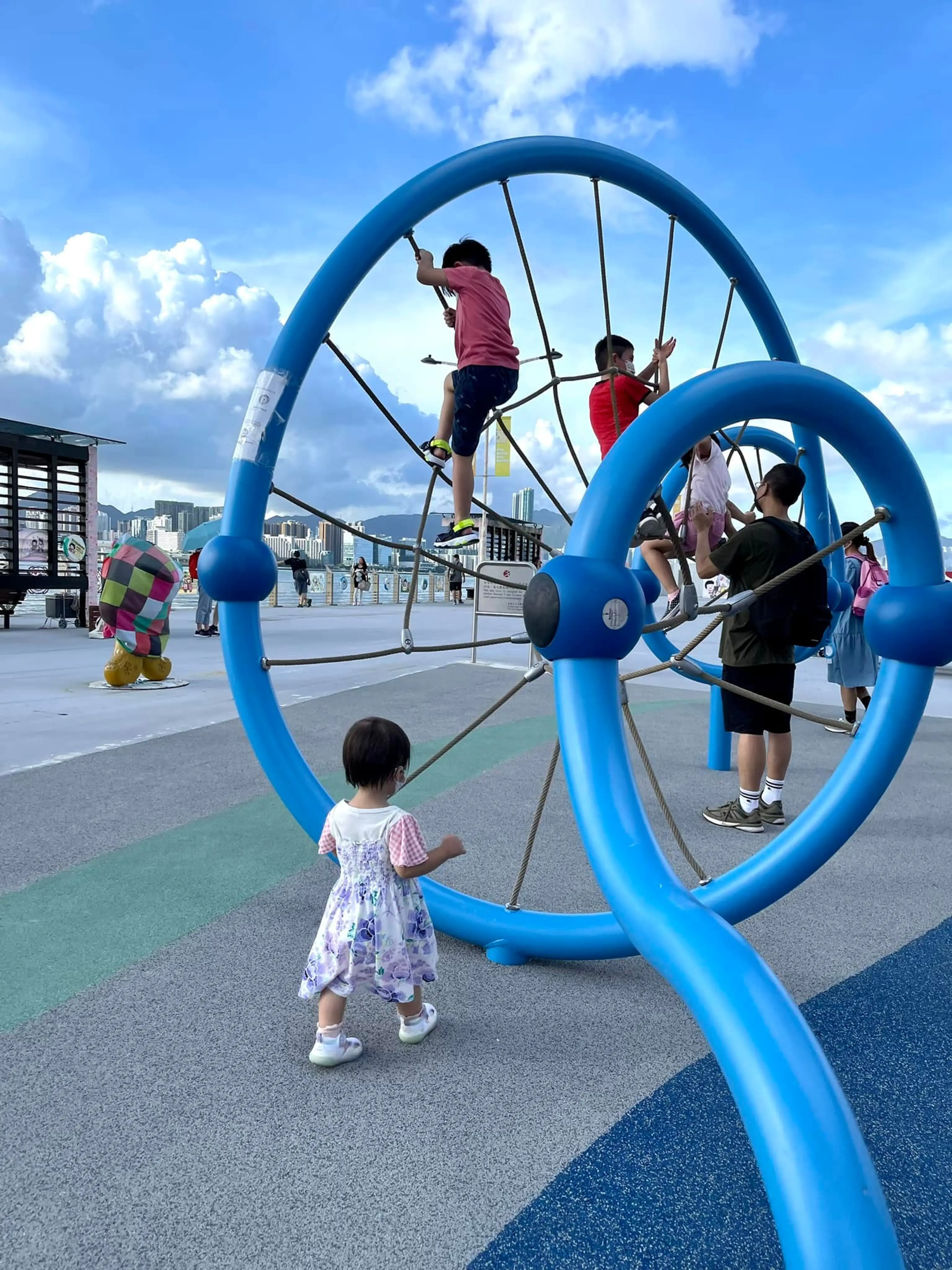 灣仔海濱長廊遊樂場