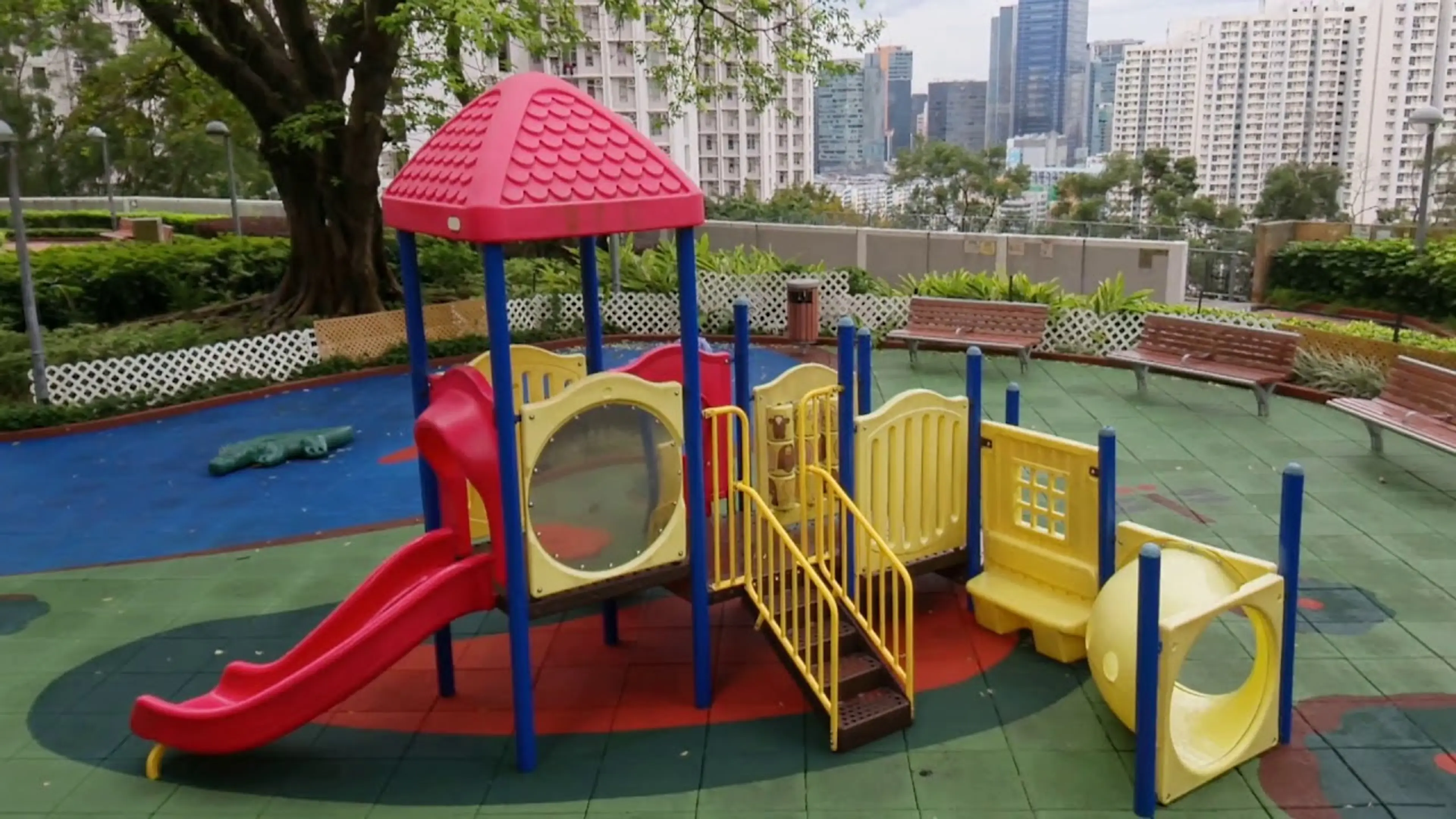 德田邨遊樂場