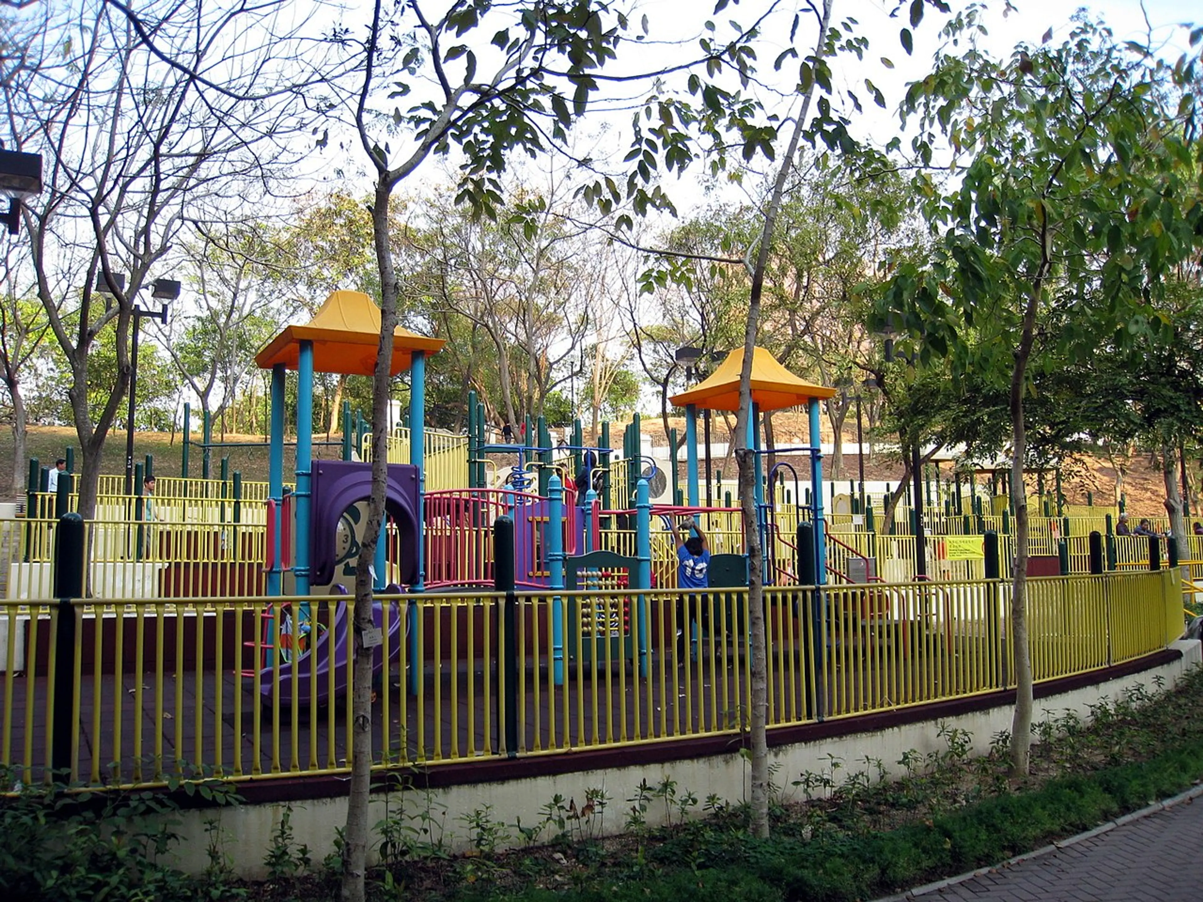 青衣公園兒童遊樂場