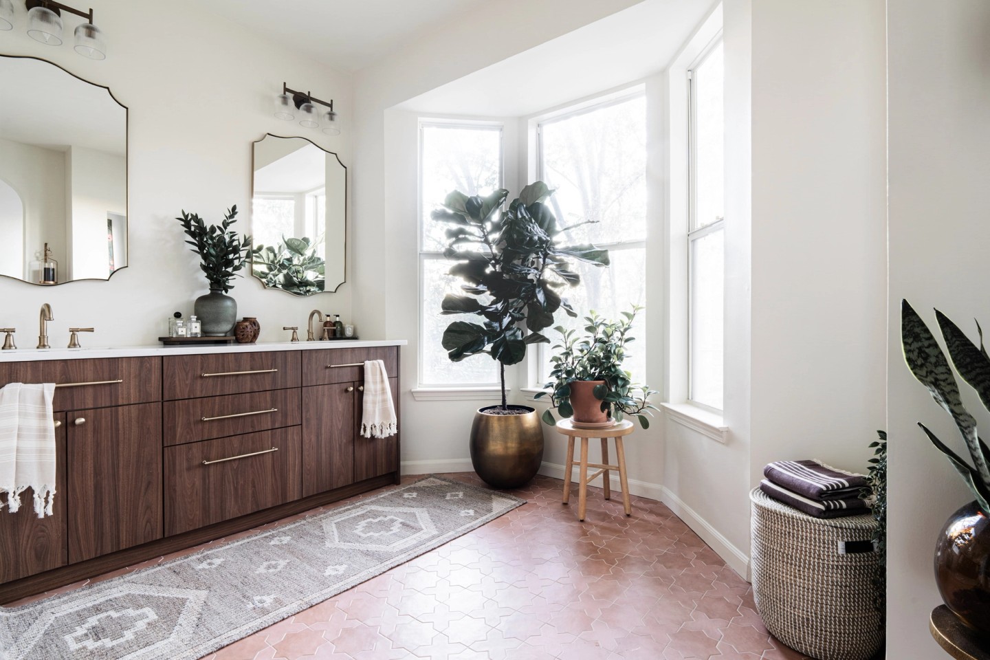 Mediterranean Garden Bathroom