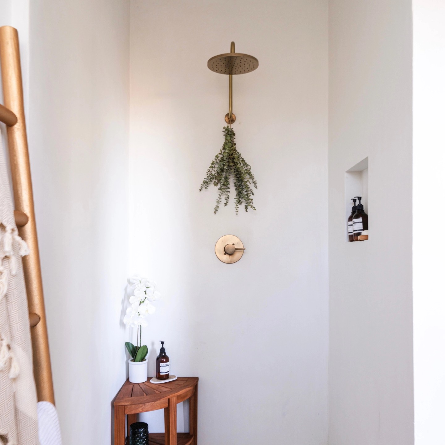 GARDEN square, shower and soap