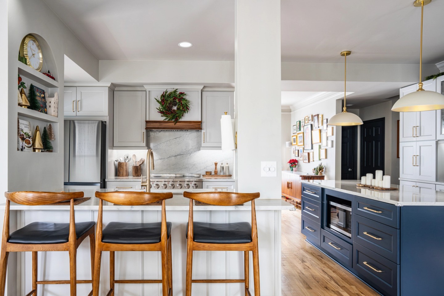 SOLE landscape bar and island