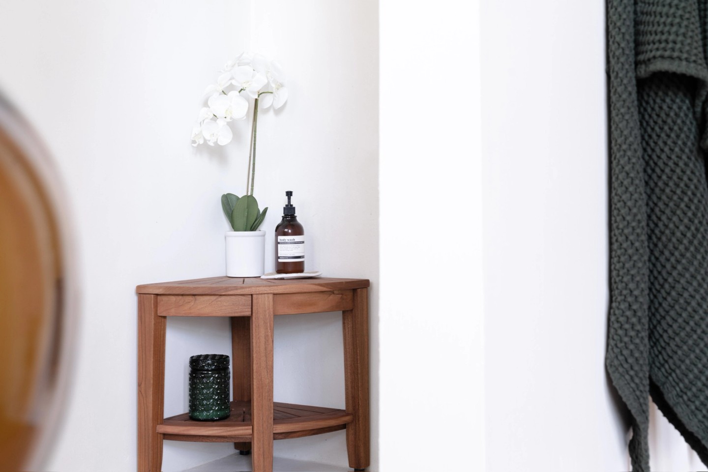 GARDEN landscape, shower corner bench