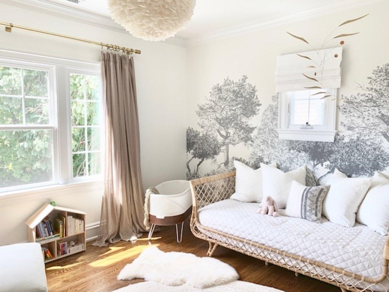 Neutral nursery with SNOO