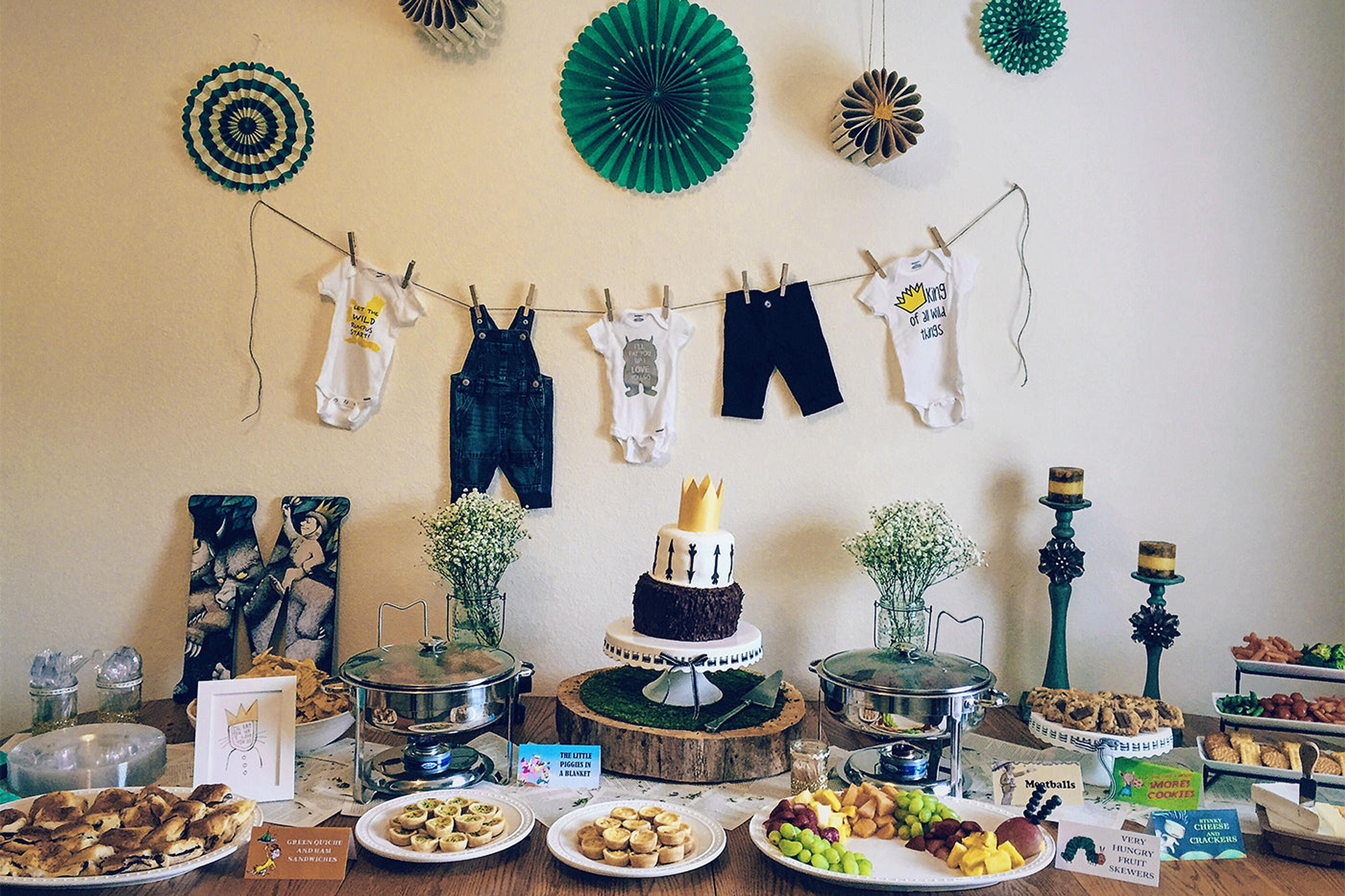 book-themed-baby-shower