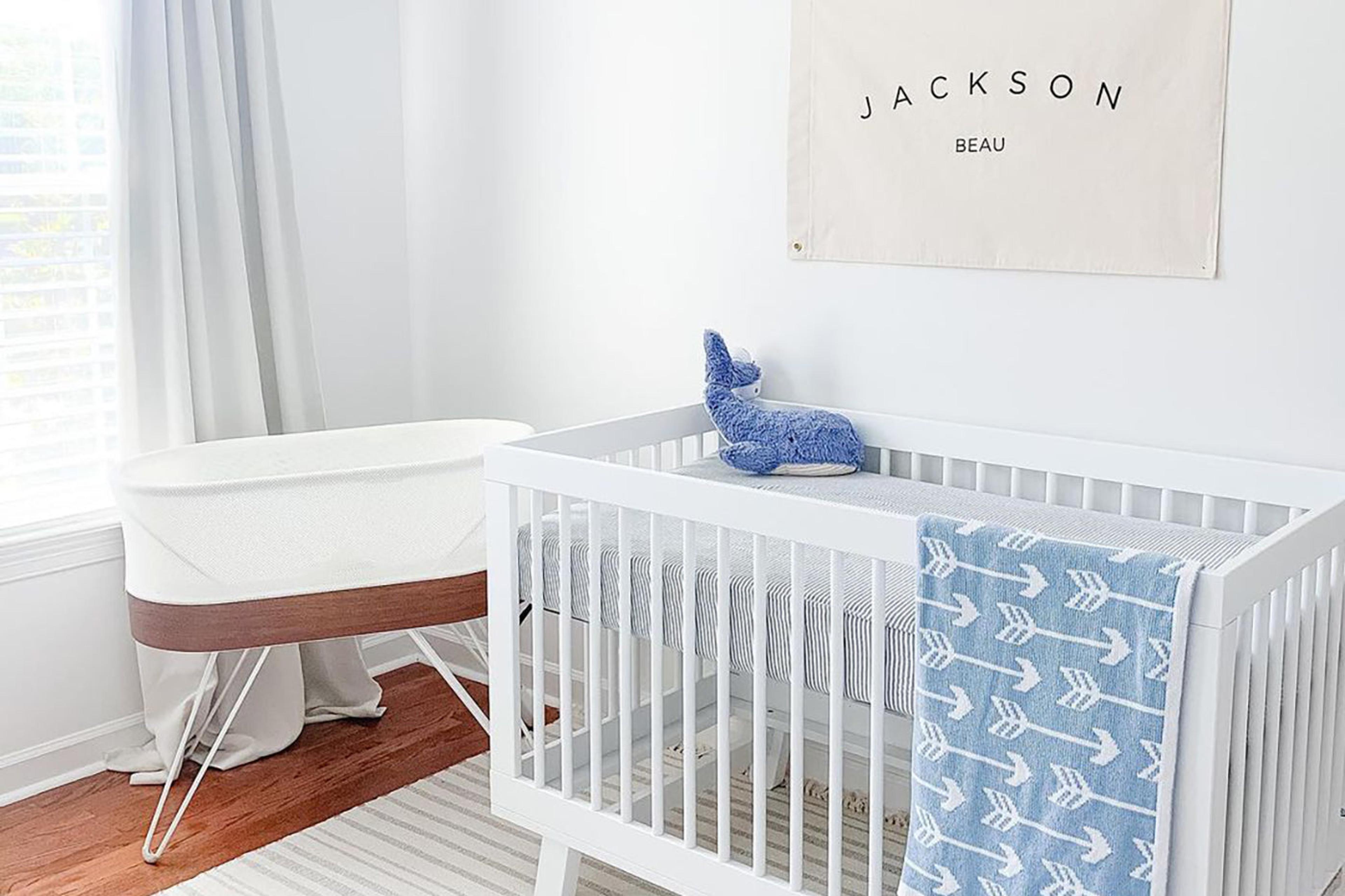nautical-nursery-with-SNOO