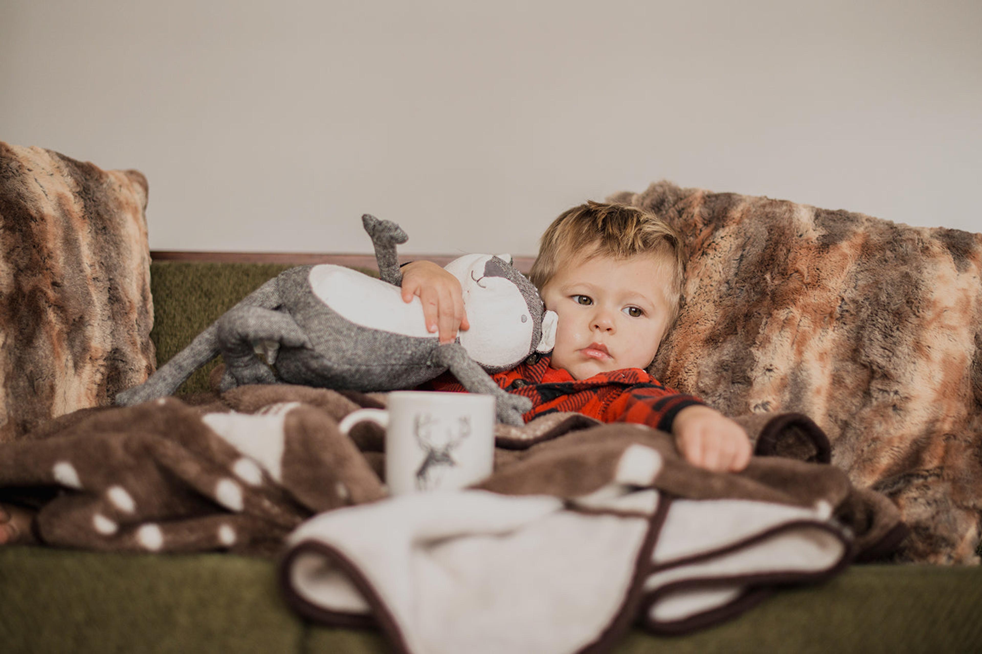 child-coronavirus-sick