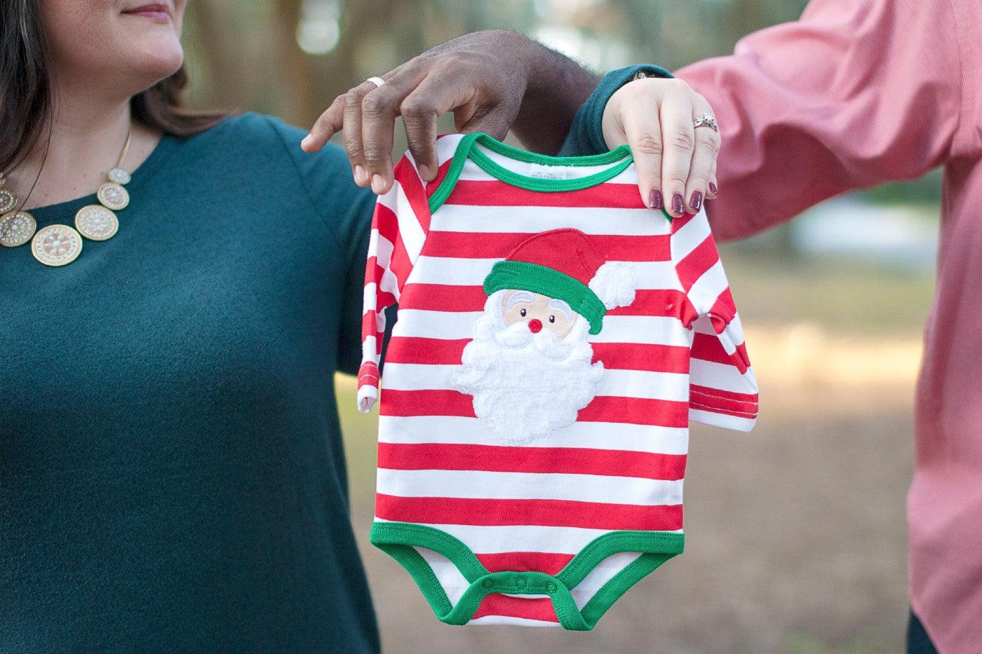 christmas-newborn-onesie-announcement