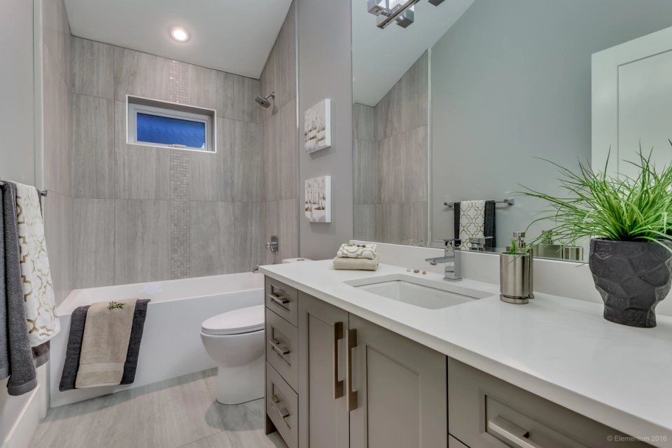 E 28th Avenue — project photograph 11