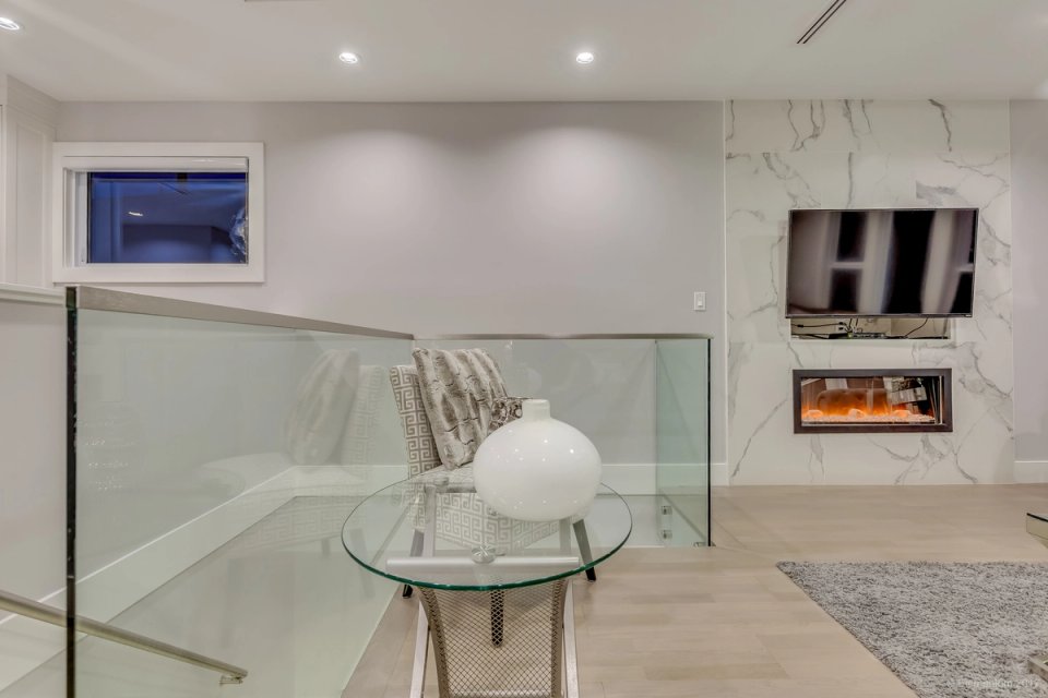 E 56th Avenue — project photograph 23