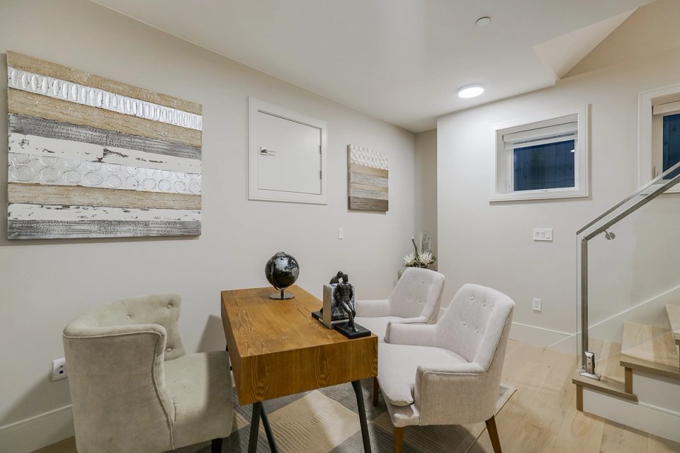 E 10th Avenue — project photograph 21