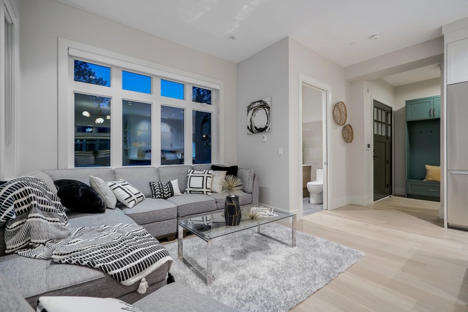 Lakewood Drive — project photograph 8