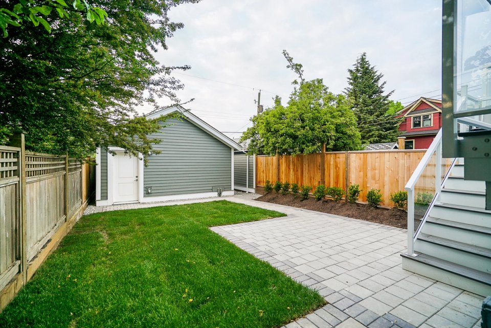 East 20th Avenue — project photograph 4