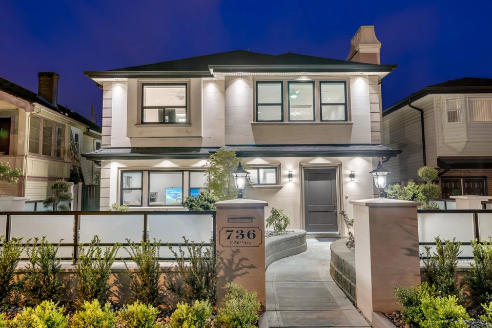 E 56th Avenue — Vancouver — Photography