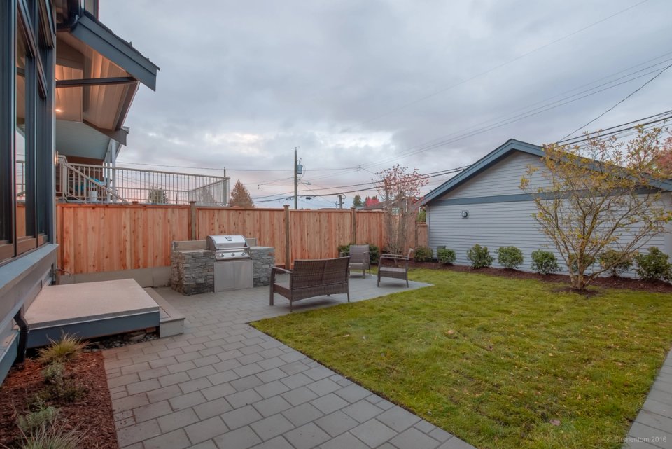 E 28th Avenue — project photograph 28