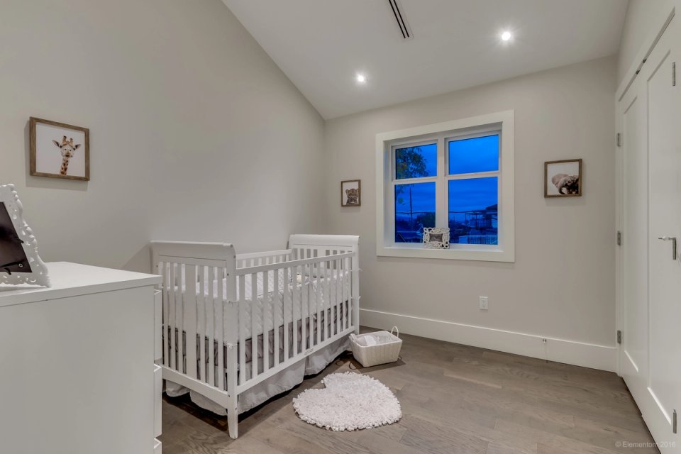 E 28th Avenue — project photograph 41