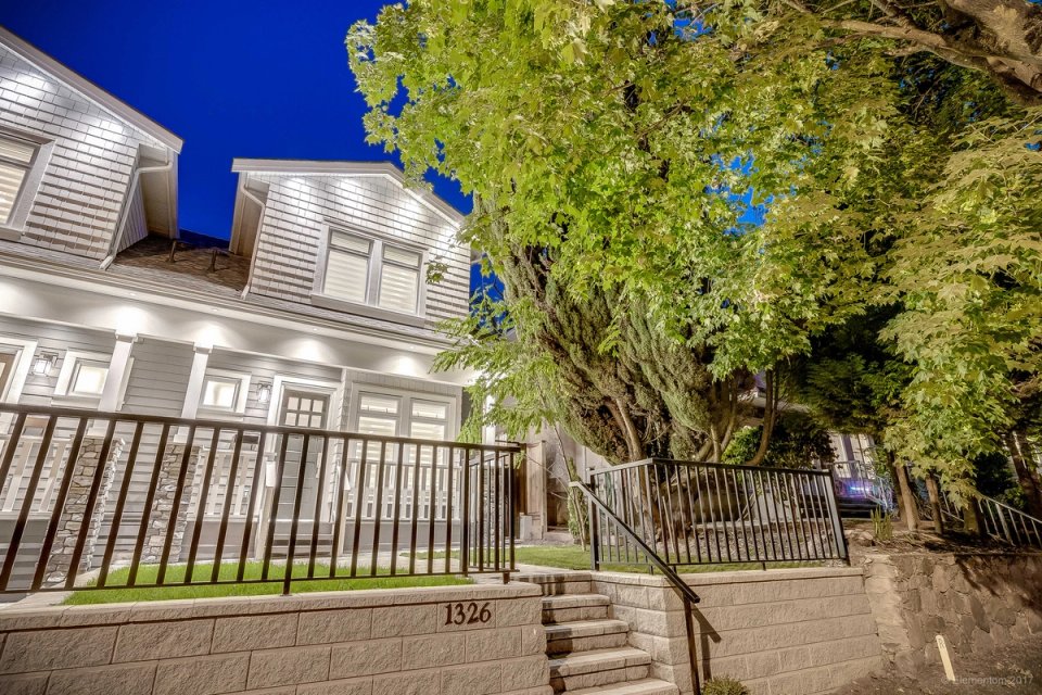 E 15th Avenue — project photograph 28