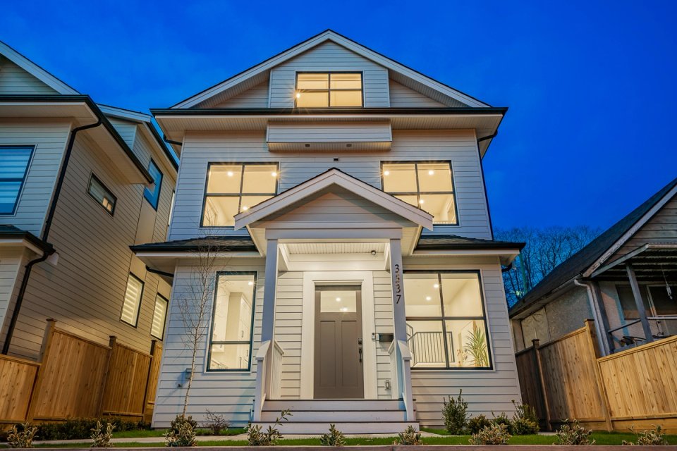 East Georgia Street — Vancouver — Photography