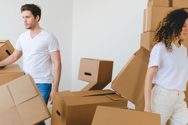 Bail aux 2 noms et séparation : que faire ?