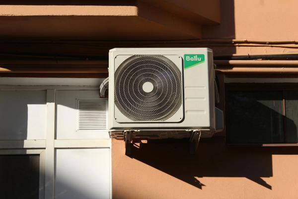 Installer une climatisation soi-même : le guide 2026