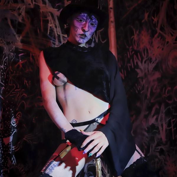 Aruma Cabaret Monster